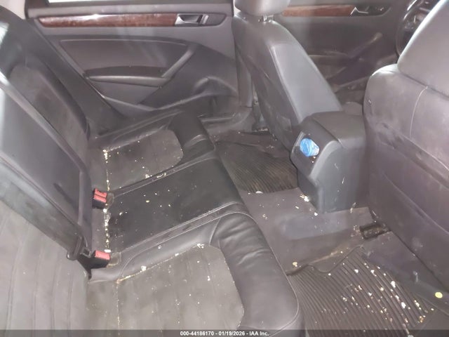 44186170 :رقم المزاد ، 1VWCN7A36CC026151 vin ، 2012 Volkswagen Passat 2.0l Tdi Sel Premium مزاد بيع