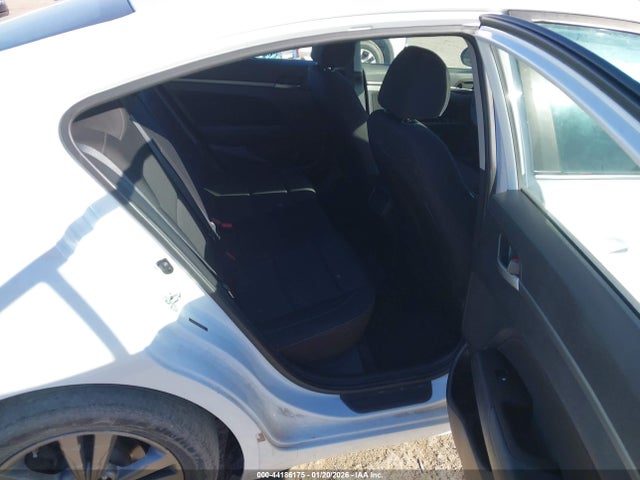 2018 HYUNDAI ELANTRA 5NPD84LF9JH224325 Photo 7