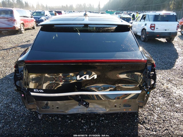 KNDC34LA6R5622747 KIA Ev6 Light Long Range