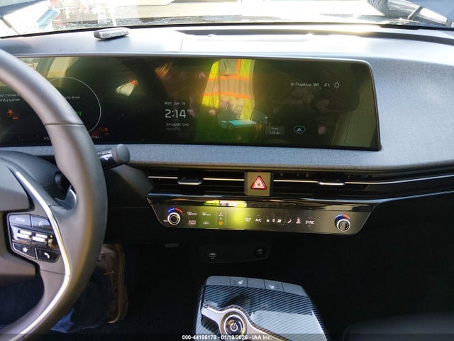 KNDC34LA6R5622747 KIA Ev6 Light Long Range