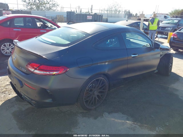 W1KWJ8HB8PG125038 Mercedes-Benz Amg C 63 S