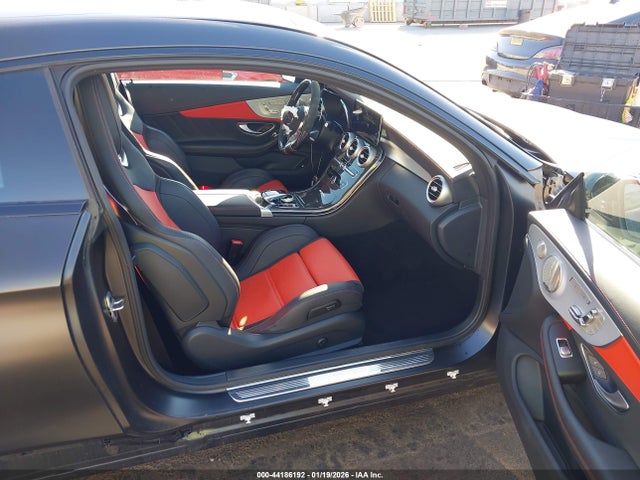 W1KWJ8HB8PG125038 Mercedes-Benz Amg C 63 S