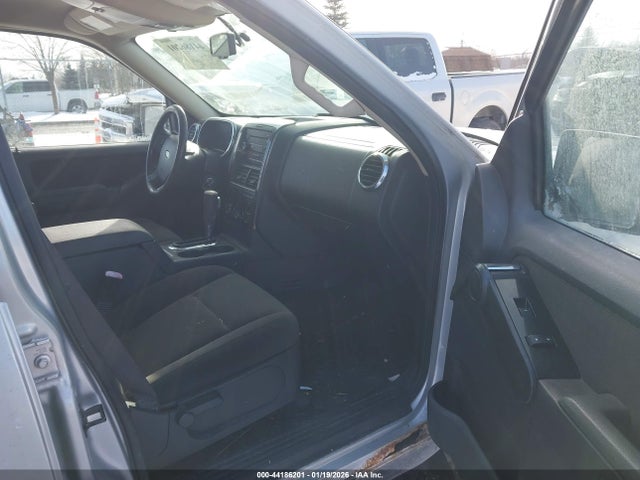 2010 FORD EXPLORER 1FMEU7D86AUA71793 Photo 4
