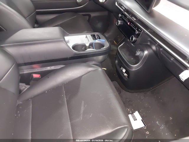 7YAMUFS33TY001951 Hyundai Ioniq 9 Sel