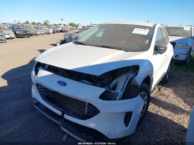 1FMCU9G68NUA61060 Ford ESCAPE SE