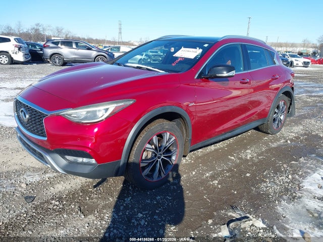44186268 :رقم المزاد ، SJKCH5CR1HA030060 vin ، 2017 Infiniti Qx30 Premium مزاد بيع