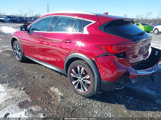 44186268 :رقم المزاد ، SJKCH5CR1HA030060 vin ، 2017 Infiniti Qx30 Premium مزاد بيع