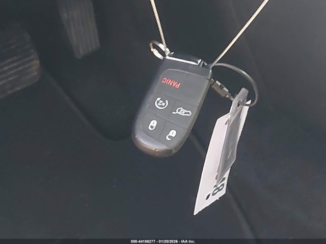 3C4NJDCN0TT178077 Jeep Compass Limited Altitude