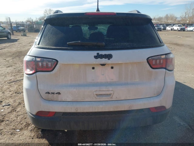 3C4NJDCN0TT178077 Jeep Compass Limited Altitude