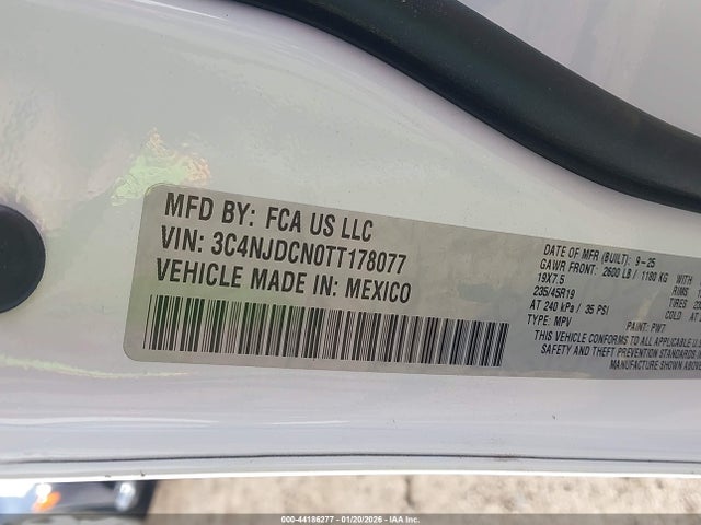 3C4NJDCN0TT178077 Jeep Compass Limited Altitude