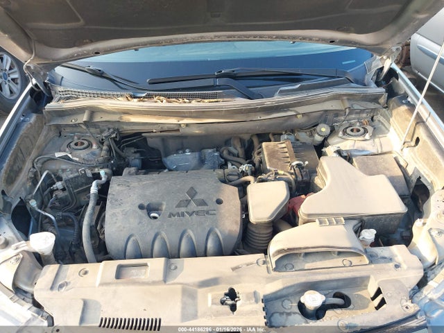 2017 MITSUBISHI OUTLANDER JA4AD2A39HZ059644 Photo 9