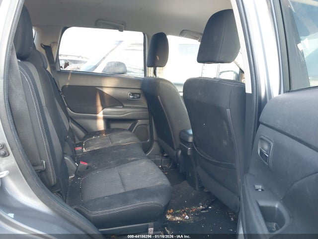 2017 MITSUBISHI OUTLANDER JA4AD2A39HZ059644 Photo 7