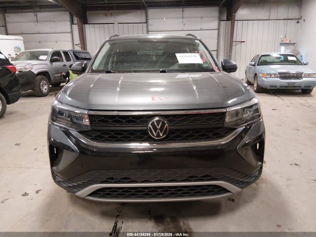 Продаж на аукціоні авто 2024 Volkswagen Taos 1.5t S, vin: 3VV8X7B2XRM032519, номер лоту: 44186298