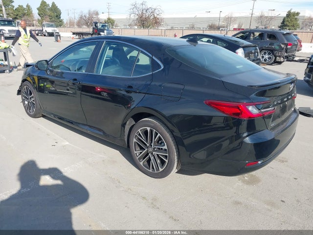 Toyota CAMRY XLE 2025 4T1DAACK1SU115456 Image 3