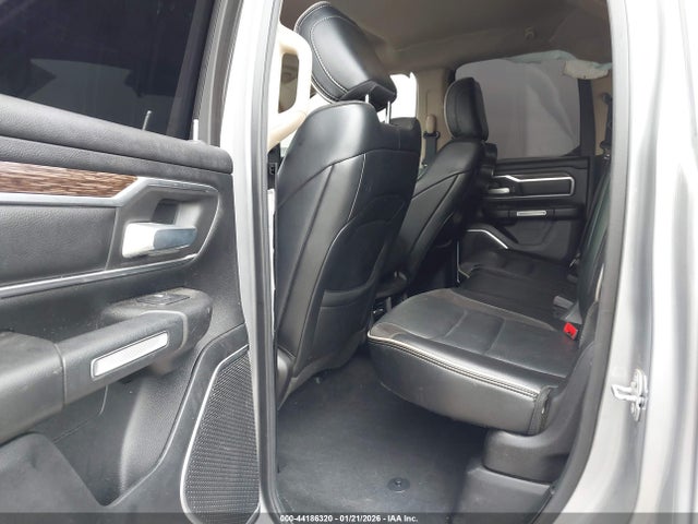Продажа на аукционе авто 2019 Ram 1500 Laramie  4x2 6'4 Box, vin: 1C6RREDT7KN838389, номер лота: 44186320