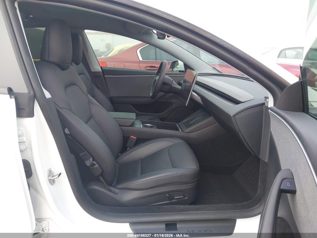 2025 TESLA MODEL 3 5YJ3E1EA6SF993871 Photo 4