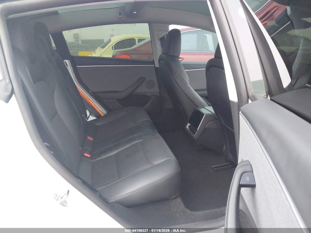 2025 TESLA MODEL 3 5YJ3E1EA6SF993871 Photo 7