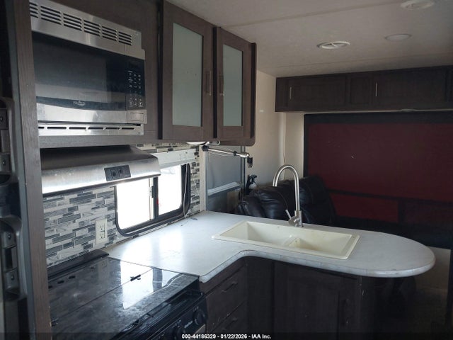 4X4TWDA21J7359928 Forest River Other