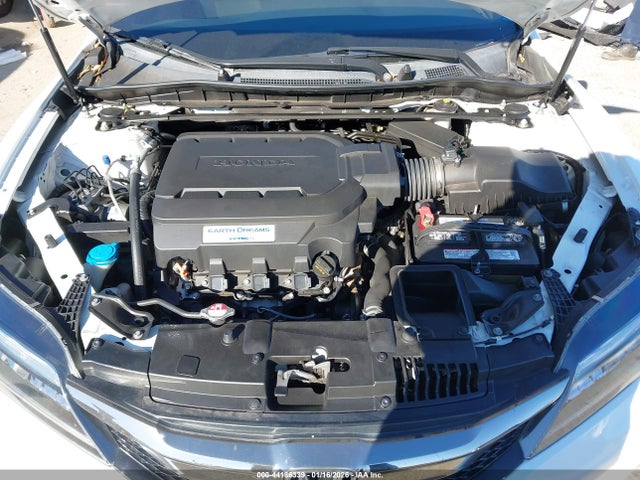 1HGCT2B06GA001365 Honda Accord Touring