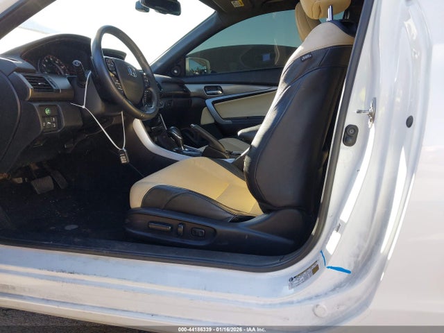 1HGCT2B06GA001365 Honda Accord Touring
