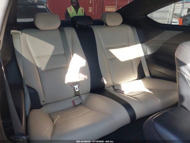1HGCT2B06GA001365 Honda Accord Touring