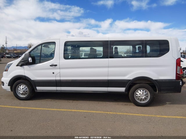 1FBAX9Y81TKA16560 Ford Transit-350 Passenger Van Xlt