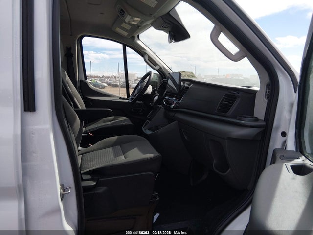 1FBAX9Y81TKA16560 Ford Transit-350 Passenger Van Xlt