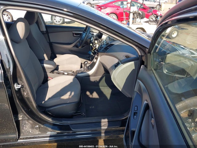 5NPDH4AE5EH500578 Hyundai ELANTRA SE