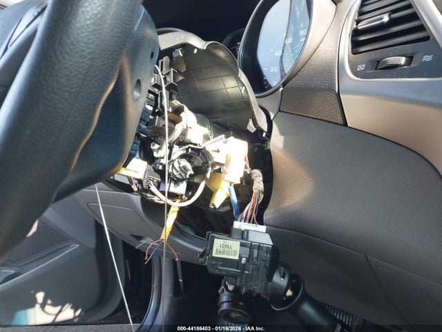 5NPDH4AE5EH500578 Hyundai ELANTRA SE