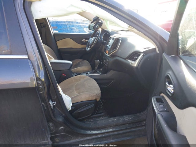 Продаж на аукціоні авто 2015 Jeep Cherokee Latitude, vin: 1C4PJMCS9FW559052, номер лоту: 44186426