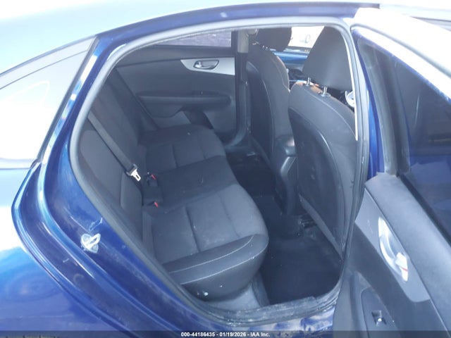 KIA Forte Lxs 2023 3KPF24AD0PE571373 Image 8