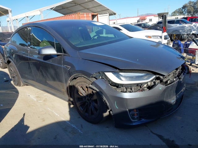 2016 TESLA MODEL X 5YJXCBE26GF019658 Photo 0