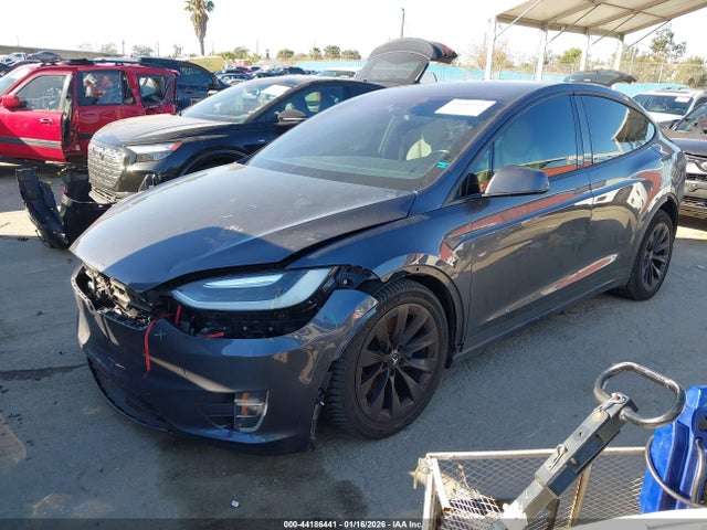 2016 TESLA MODEL X 5YJXCBE26GF019658 Photo 1