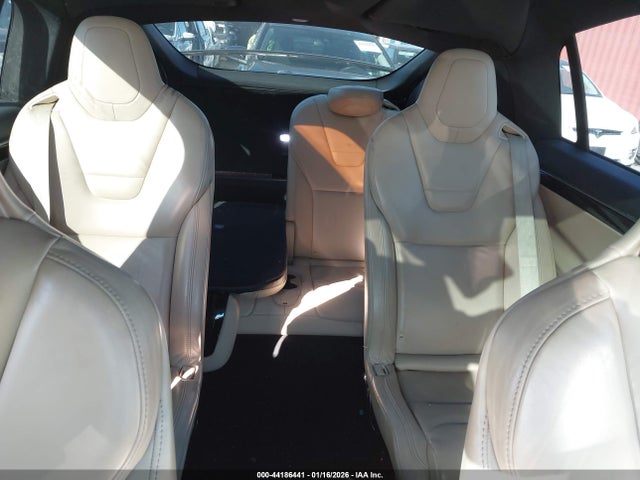 2016 TESLA MODEL X 5YJXCBE26GF019658 Photo 7