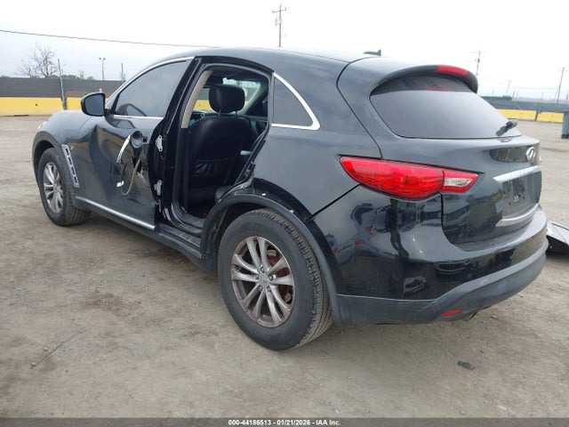 JN8CS1MU7GM670226 Infiniti QX70