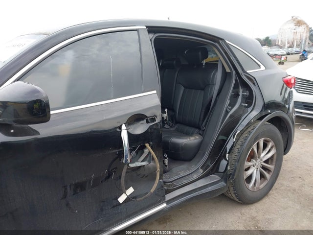 JN8CS1MU7GM670226 Infiniti QX70