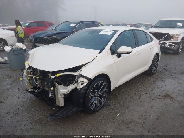 5YFS4RCE3LP035599 Toyota COROLLA SE
