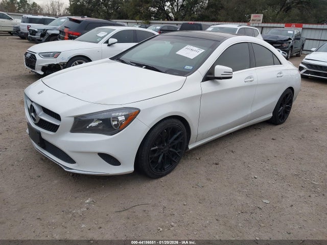 44186551 :رقم المزاد ، WDDSJ4EB0JN634412 vin ، 2018 Mercedes-benz Cla 250 مزاد بيع