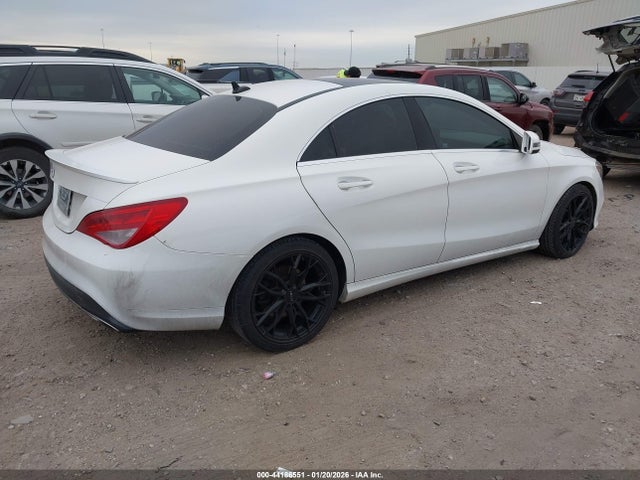 44186551 :رقم المزاد ، WDDSJ4EB0JN634412 vin ، 2018 Mercedes-benz Cla 250 مزاد بيع