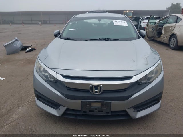 Honda Civic Lx 2017 2HGFC2F55HH562792 Image 13