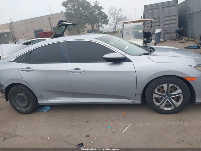 Honda Civic Lx 2017 2HGFC2F55HH562792 Image 14
