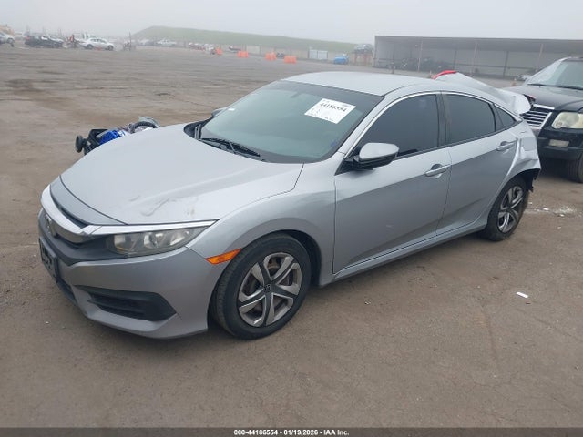 Honda Civic Lx 2017 2HGFC2F55HH562792 Image 2