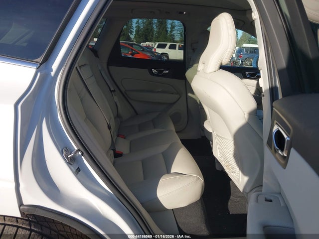 LYVA22RK1KB230781 Volvo Xc60 T6 Momentum
