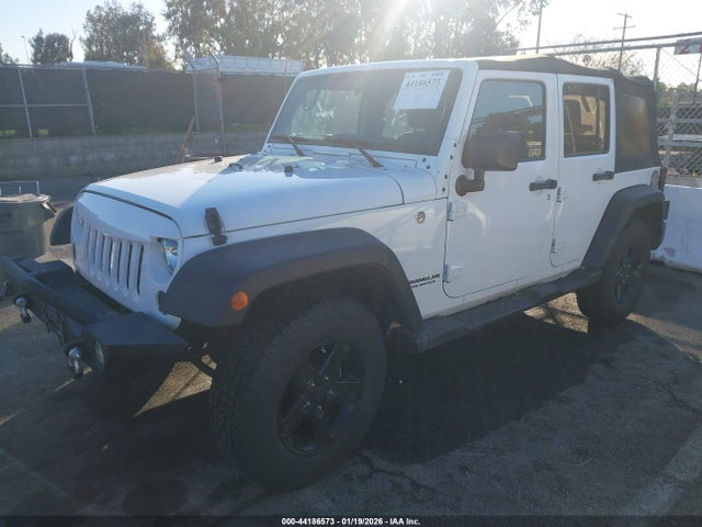 1C4BJWDG9HL673816 Jeep Wrangler Unlimited Sport 4x4