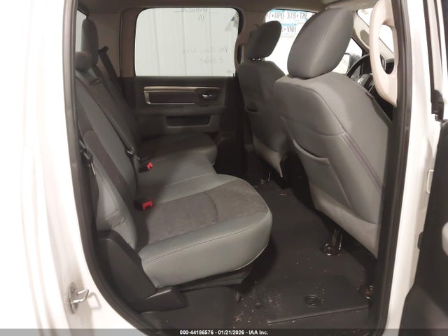 Продажа на аукционе авто 2018 Ram 1500 Big Horn  4x4 5'7 Box, vin: 3C6RR7LT4JG265665, номер лота: 44186576