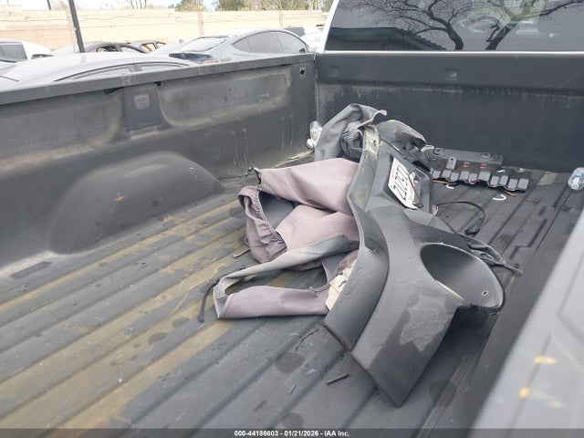 1GT121C89EF188463 GMC Sierra 2500hd Slt