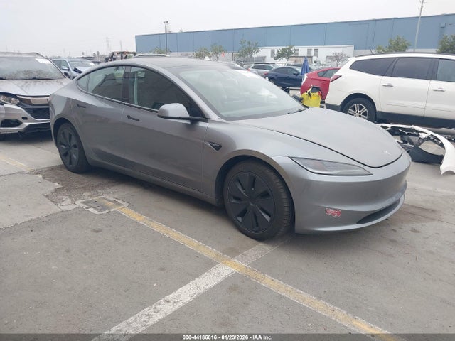 2024 TESLA MODEL 3 5YJ3E1EA3RF858681 Photo 0