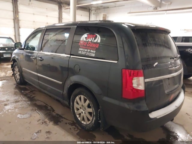 2013 CHRYSLER TOWN & COUNTRY 2C4RC1BG1DR604862 Photo 2