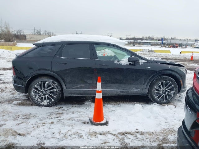 3GYK3EMR2SS259388 Cadillac Optiq Sport 1 Awd