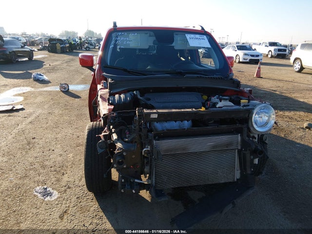 ZACNJABB7KPK52880 Jeep Renegade Latitude Fwd
